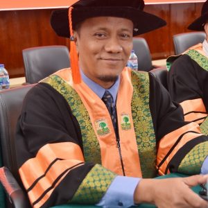 Dr. Aidinil Zetra, M.A