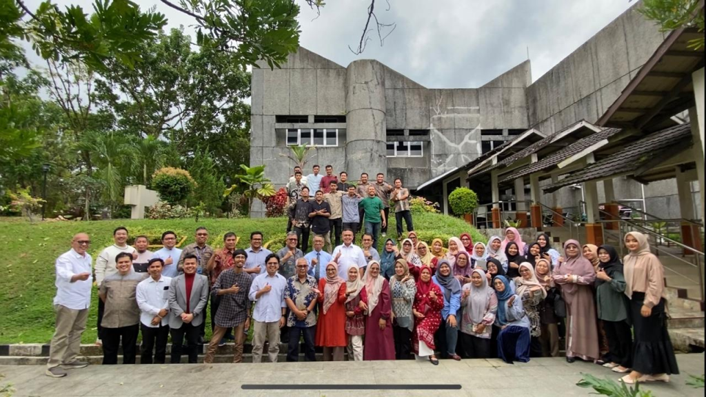 Pisah Sambut Dekan Fakultas Ilmu Sosial dan Ilmu Politik