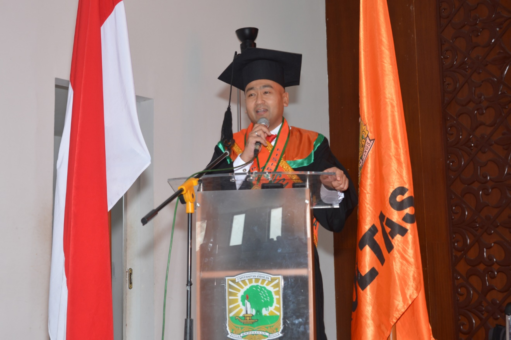 Dr. Ir. Audy Joinaldy Resmi Sandang Gelar Magister Ilmu Politik FISIP UNAND pada Wisuda Periode I Tahun Akademik 2024/2025