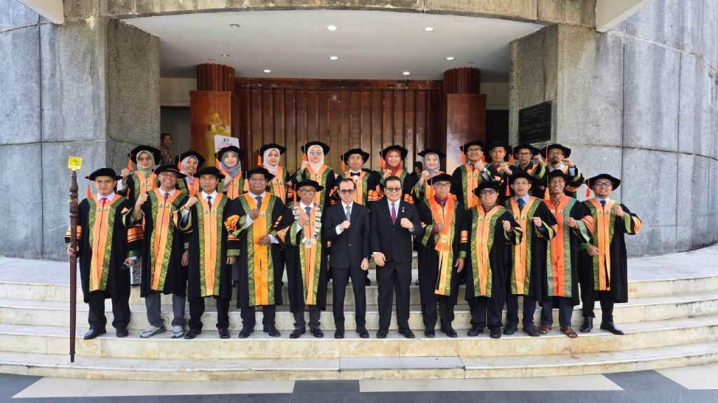 FISIP UNAND Gelar Rapat Senat Terbuka dan Orasi Ilmiah dalam Rangka Dies Natalis ke 32