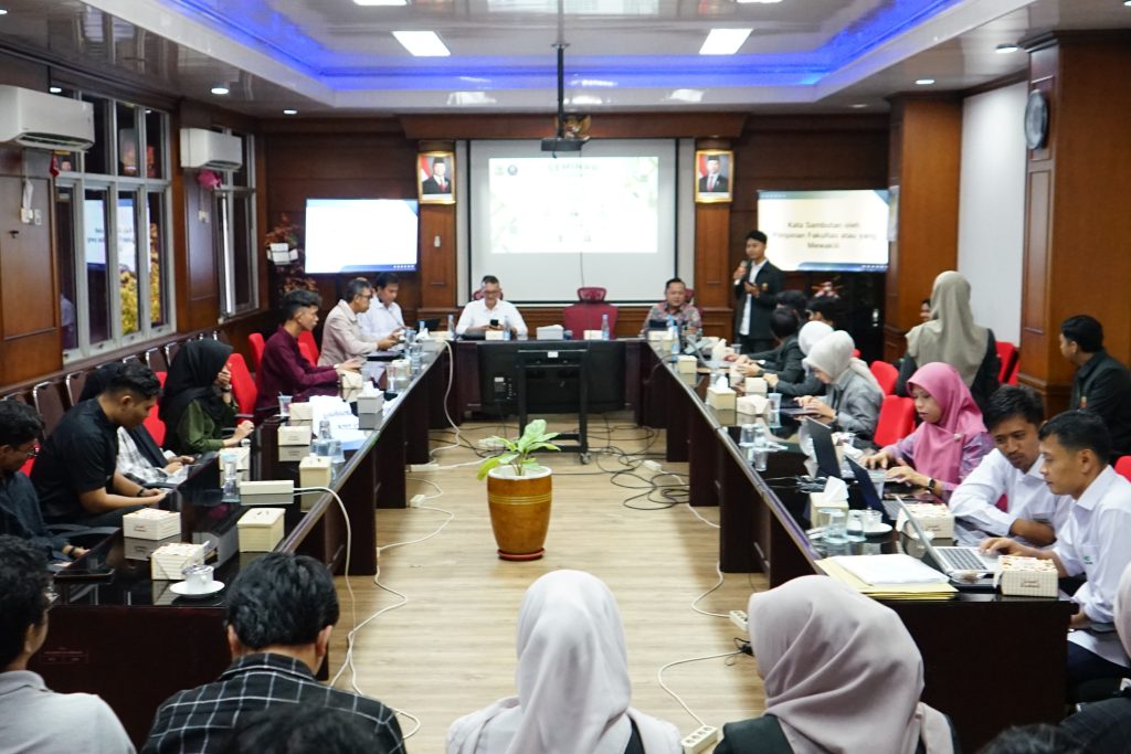 Seminar Terbuka Magister Ilmu Politik FISIP UNAND: Evaluasi 100 Hari Kinerja Kepala Daerah Sumatera Barat 2025