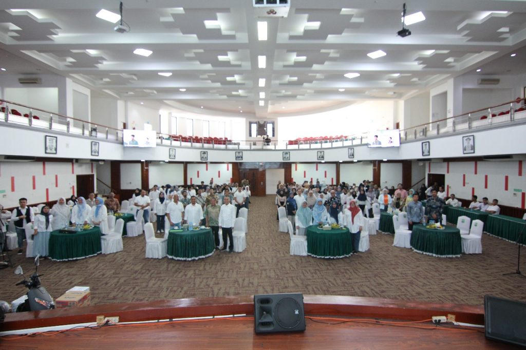 Puncak Closing Ceremony Dies Natalis ke-32 FISIP Universitas Andalas Ditutup dengan Sukses