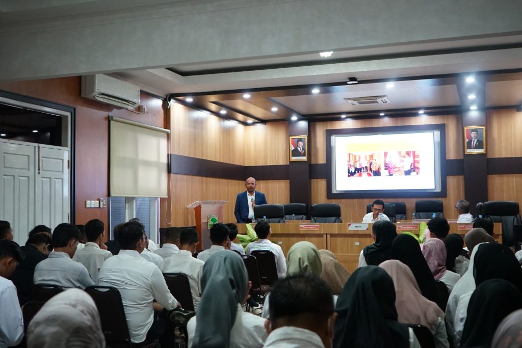 FISIP UNAND Selenggarakan BAKTI bagi Mahasiswa Baru Pascasarjana Tahun Akademik 2025/2026