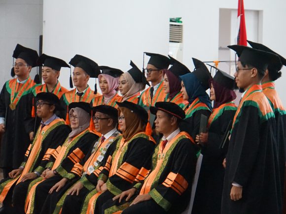 Wisuda III FISIP Universitas Andalas Tahun 2025: Wujud Capaian Akademik dan Kebanggaan Bersama