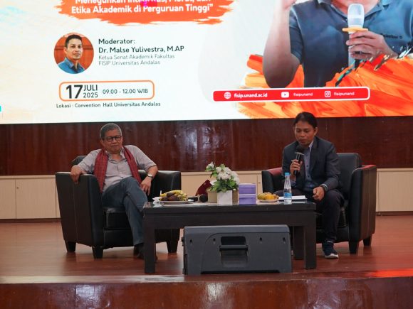 Senat Akademik FISIP adakan Kuliah Umum bersama Rocky Gerung