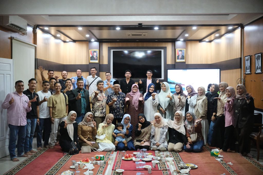 FISIP Universitas Andalas Gelar Buka Bersama, Pererat Kebersamaan di Bulan Ramadhan