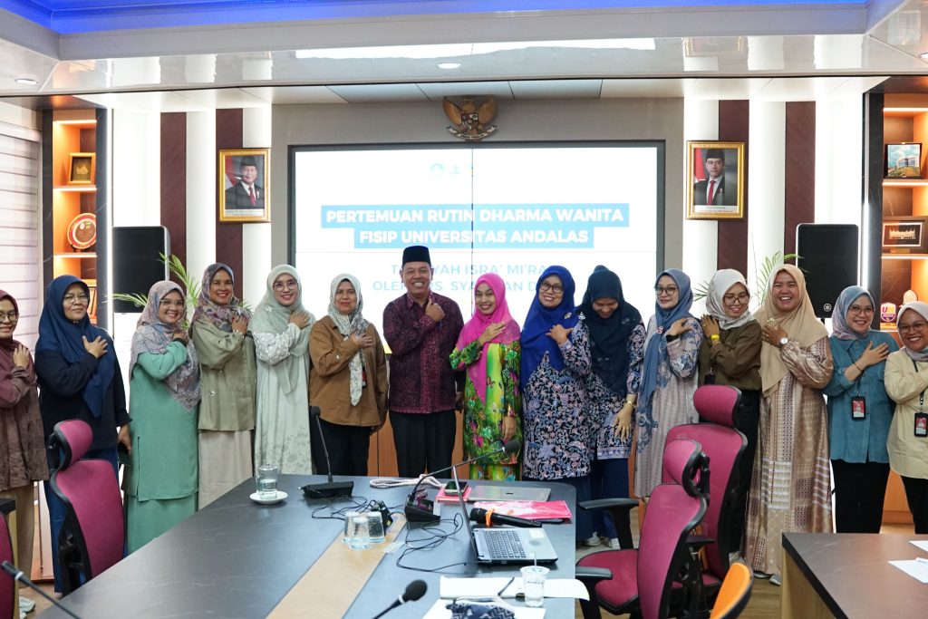 Dharma Wanita Persatuan FISIP Universitas Andalas Gelar Peringatan Isra’ Mi’raj Nabi Muhammad SAW