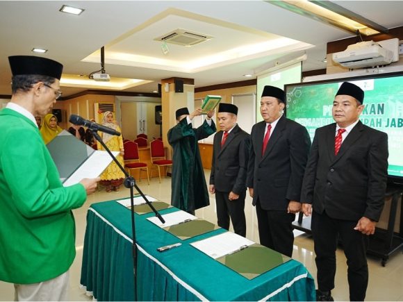 Ashari Darmawan, S.Kom., M.Kom. Resmi Dilantik sebagai Kepala Kantor FISIP Universitas Andalas